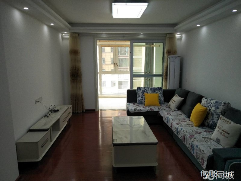 一小对面 公园大地超好楼层 新房精装修无住人南北通透带车位